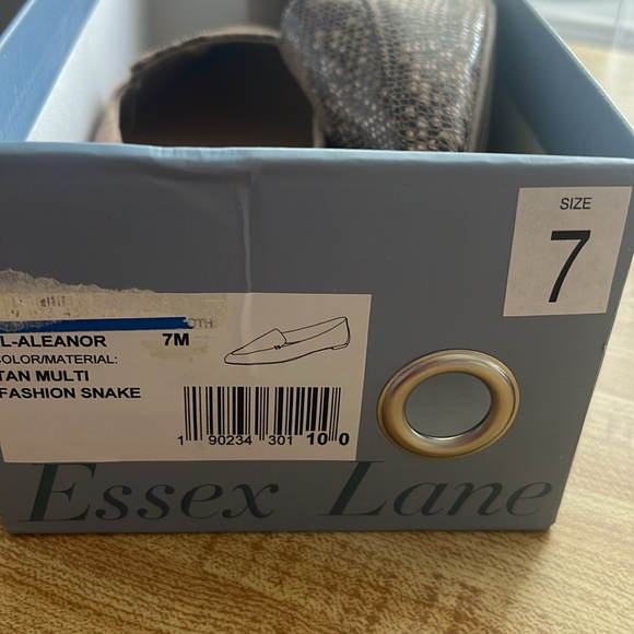 NEW IN BOX Essex Lane EL-ALEANOR Tan Multi Fashion Snake Flat Loafers 7 - Picture 4 of 13
